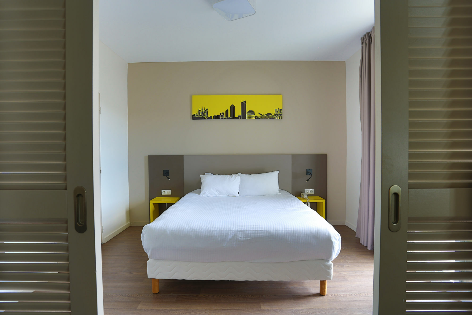 Westlodge Lyon Nord Hotel